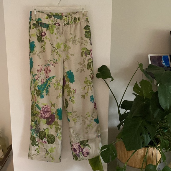 J CREW Pull-on crop pant in Ratti leafy floral satin pajamas print 0 - Picture 3 of 6